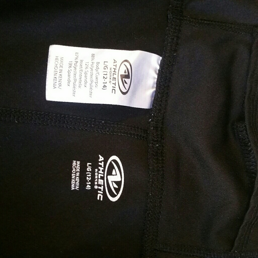 Workout Capris - Picture 2 of 3